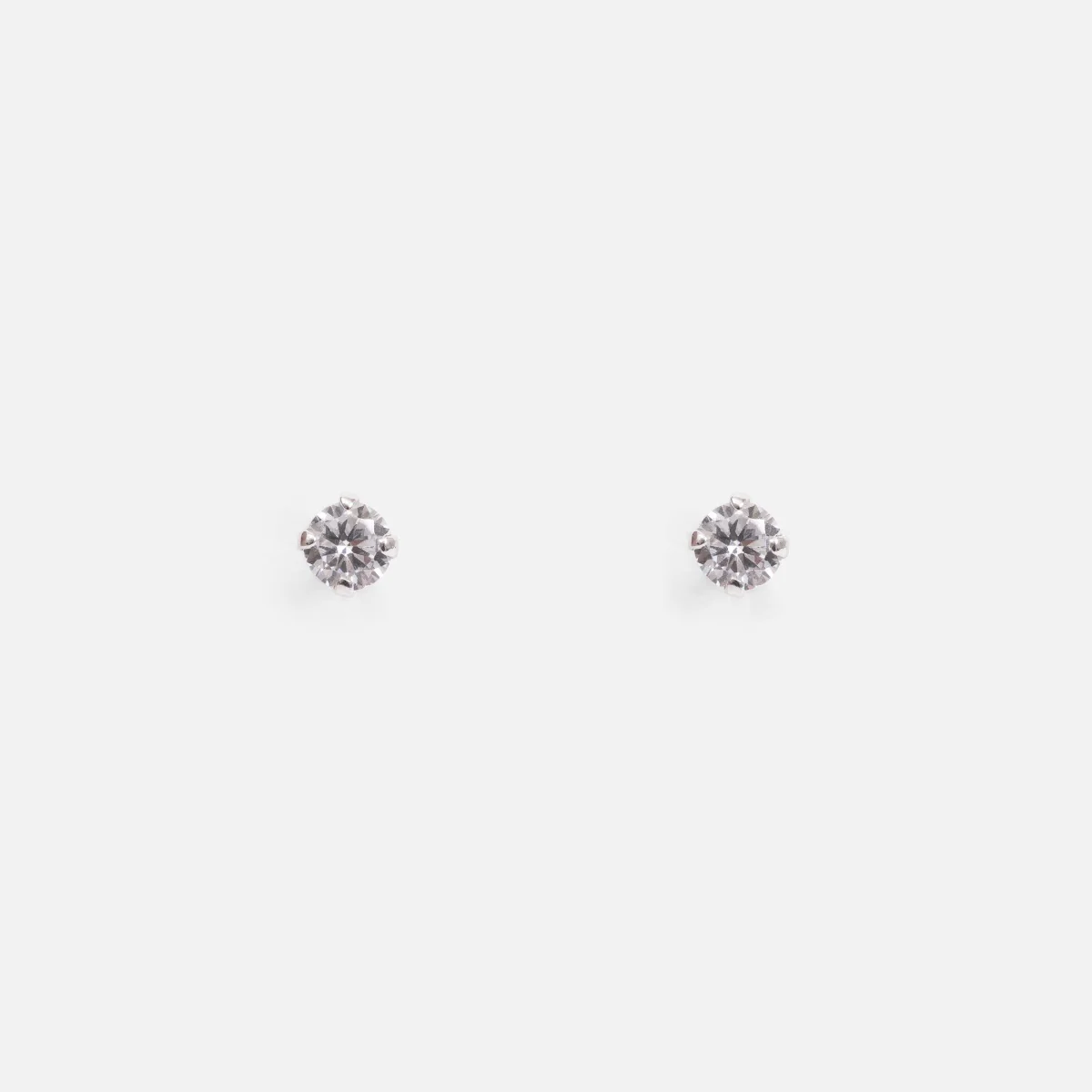 Boucles d’oreilles fixes argent sterling et zircons cubiques